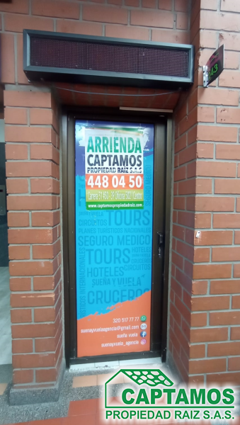 Oficina-Local disponible para Ambos en Medellín Centro Foto numero 1