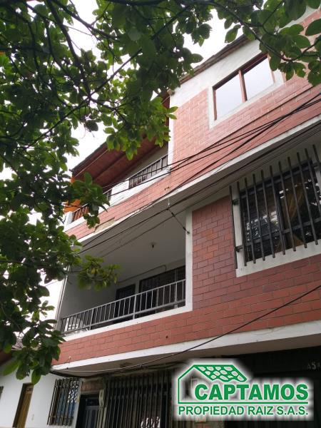 Apartamento disponible para Arriendo en Medellín Buenos Aires .. Foto numero 1