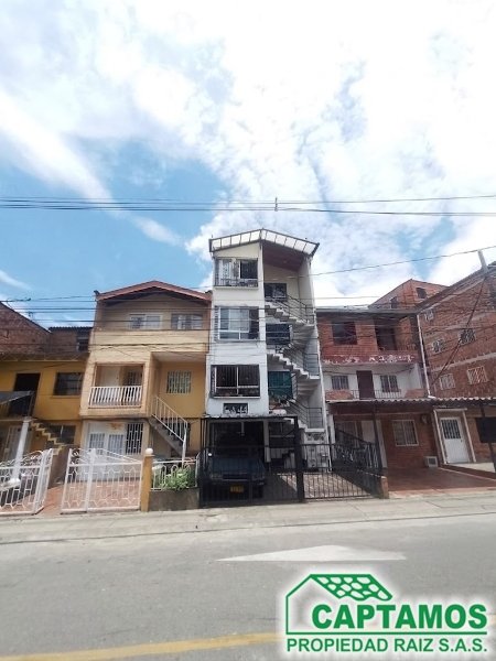 Casa disponible para Venta en Bello Niquia Foto numero 1