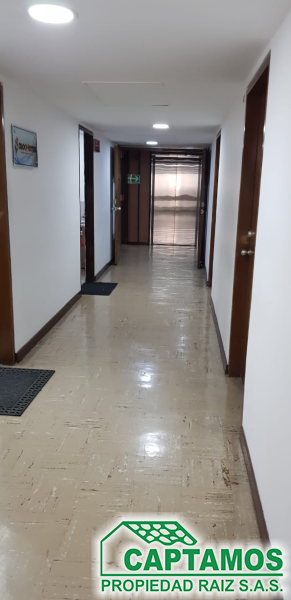 Oficina disponible para Ambos en Medellín Centro Foto numero 1