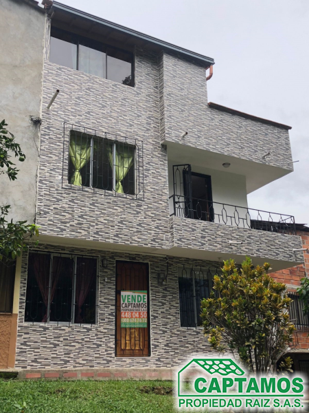 Casa disponible para Venta en Medellin Los Cerros Foto numero 1