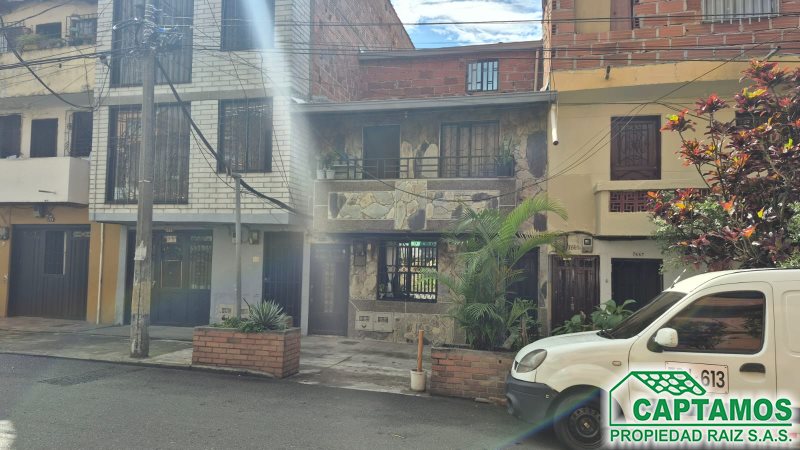 Casa disponible para Venta en Medellín Campo Valdes Foto numero 1