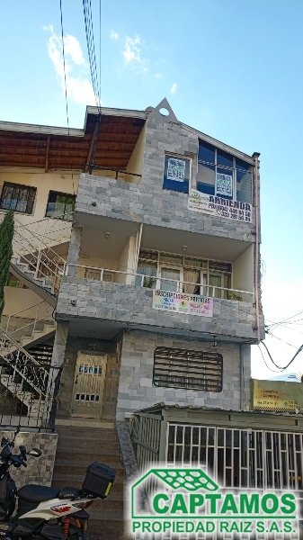 Casa disponible para Arriendo en Medellín Buenos Aires Foto numero 1