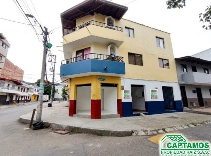 Local disponible para Arriendo en Itagüí con un valor de $1,000,000 código 2706