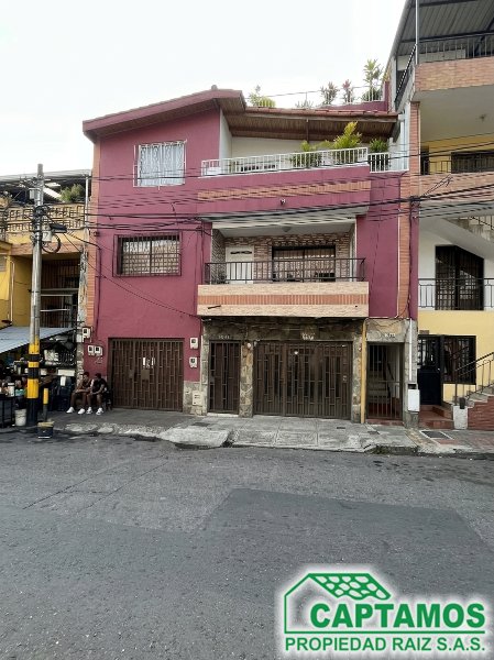 Casa disponible para Venta en Medellín Buenos Aires Foto numero 1