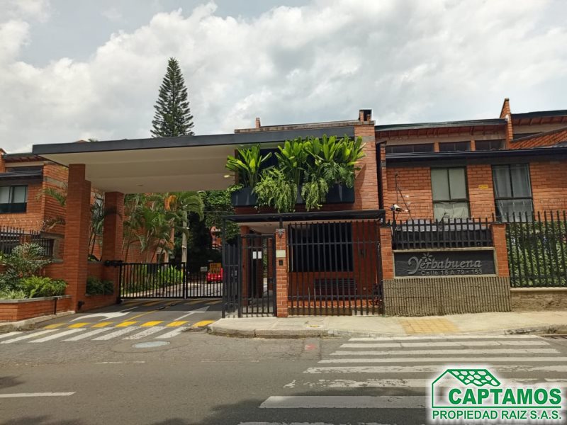 Casa disponible para Arriendo en Medellín Belen Foto numero 1